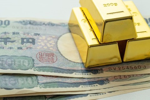 Vàng, bitcoin lại tiếp tục phá đỉnh, đồng yên chạm mốc cao nhất trong 1 tháng