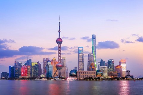 PwC dự báo Trung Quốc vượt Mỹ trở thành nền kinh tế lớn nhất thế giới trong hơn 2 thập kỷ tới