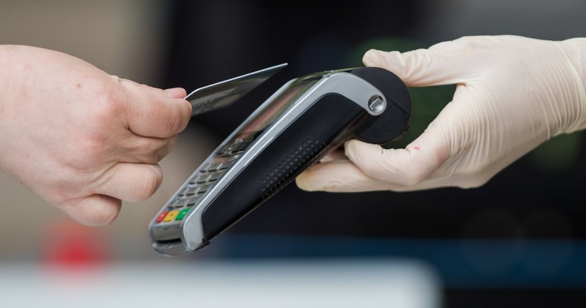 Tỷ lệ quá hạn thẻ tín dụng tại Mỹ tăng chóng mặt