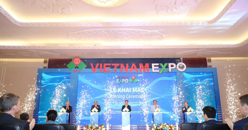 Khai mạc hội chợ VIETNAM EXPO với hơn 600 gian hàng