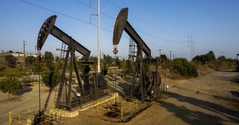 Giá dầu có thể lên 130 USD/thùng nếu căng thẳng Trung Đông lan rộng
