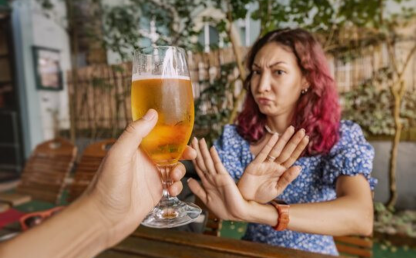 Ngụm bia đắng của ThaiBev: Khắp nơi từ chối bia rượu vì 3 chữ "nồng độ cồn", doanh thu Sabeco vừa gượng dậy sau Covid-19 đã rớt thảm xuống thấp hơn cả hồi 2016