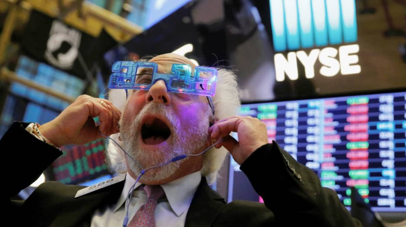 Bật tăng 8,9% trong 1 tháng, S&P 500 khiến phe hoài nghi Phố Wall ngỡ ngàng